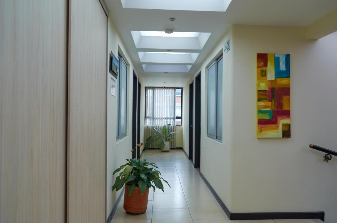 Hotel Alojate In Bogotá Kültér fotó