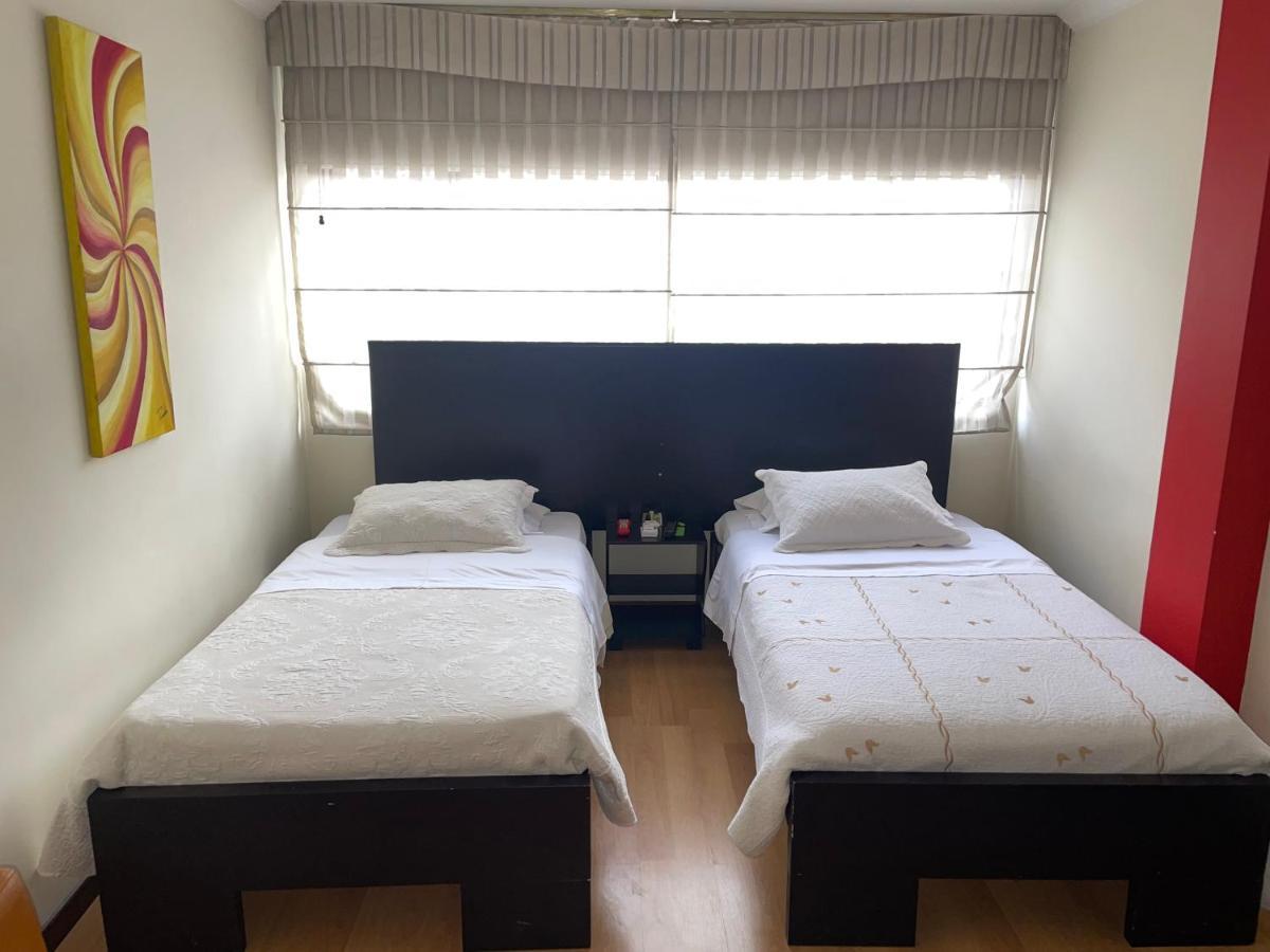 Hotel Alojate In Bogotá Kültér fotó