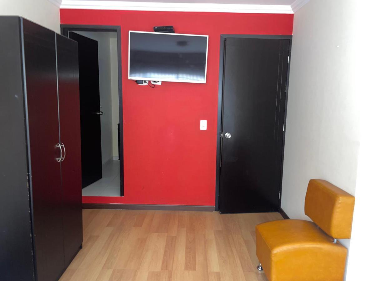 Hotel Alojate In Bogotá Kültér fotó