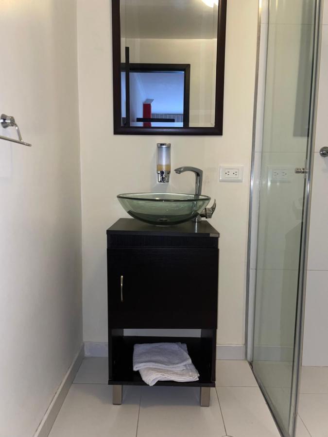 Hotel Alojate In Bogotá Kültér fotó